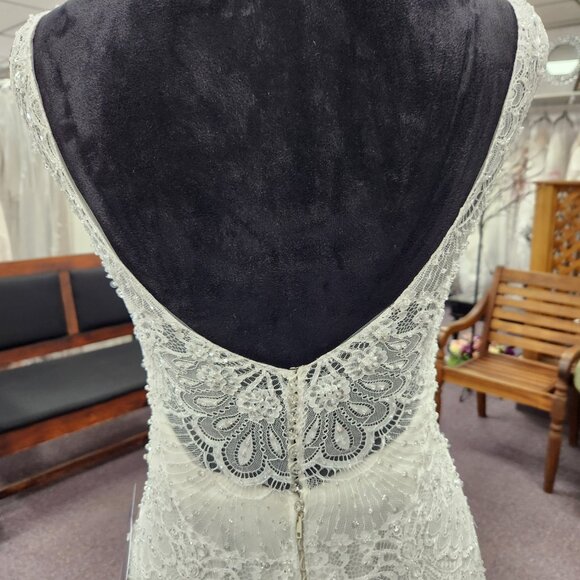 Bly Size 14 Ivory Private Label Lace Bridal Gown/Wedding Dress - Picture 7 of 10